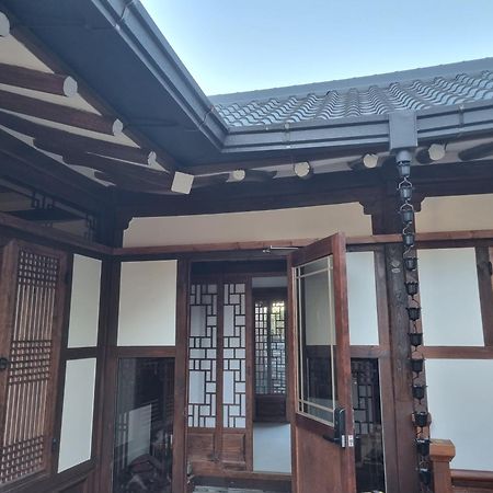 Bed and Breakfast Sieunjae à Gyeongju Extérieur photo