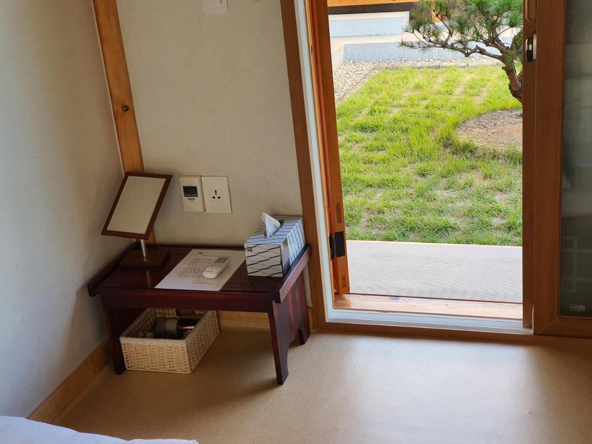 Bed and Breakfast Sieunjae à Gyeongju Extérieur photo