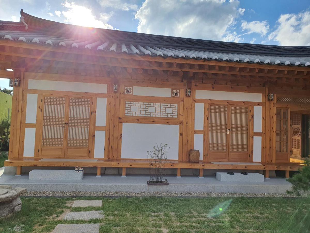 Bed and Breakfast Sieunjae à Gyeongju Extérieur photo