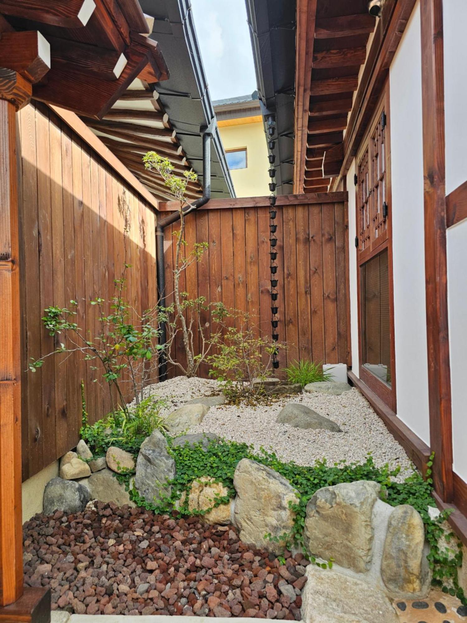 Bed and Breakfast Sieunjae à Gyeongju Extérieur photo